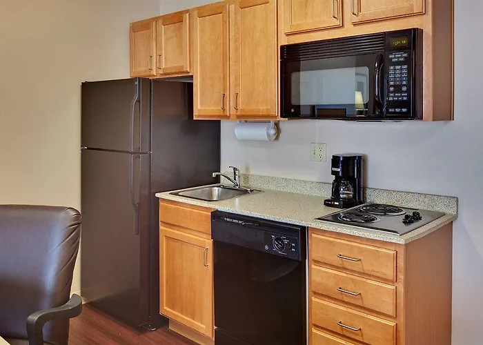 Candlewood Fargo-north Dakota State By Ihg