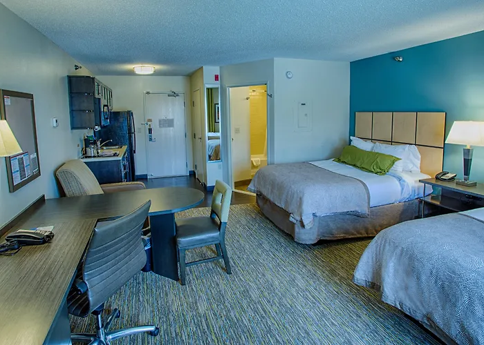 Candlewood Fargo-north Dakota State By Ihg Hotel 2*
