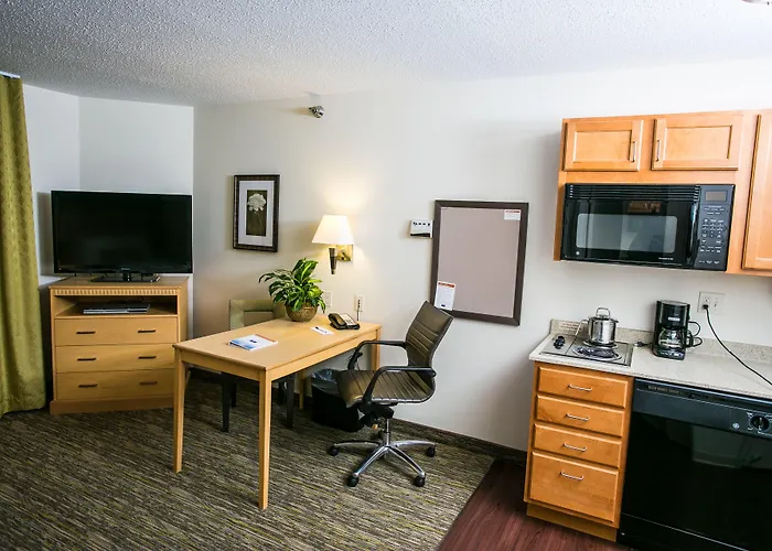 Candlewood Fargo-north Dakota State By Ihg Fargo