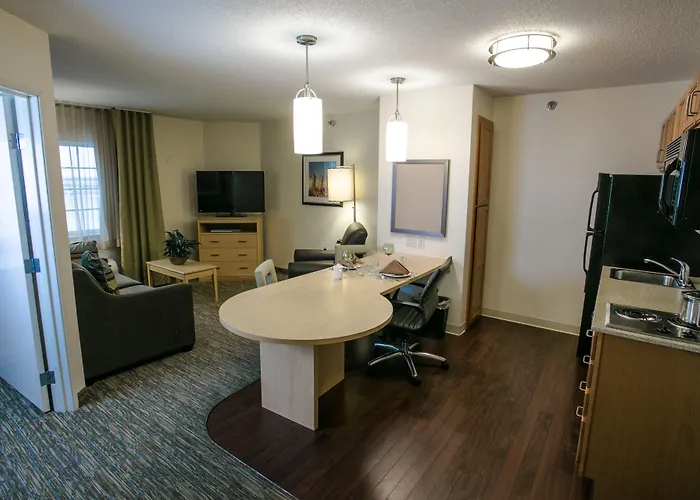 Candlewood Fargo-north Dakota State By Ihg Hotel