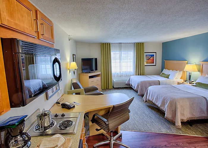 Candlewood Fargo-north Dakota State By Ihg 2*