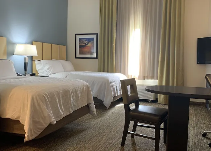 Candlewood Fargo-north Dakota State By Ihg Hotel Fargo