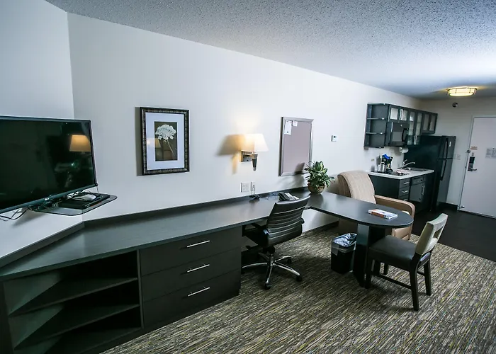 Candlewood Fargo-north Dakota State By Ihg 2* Fargo