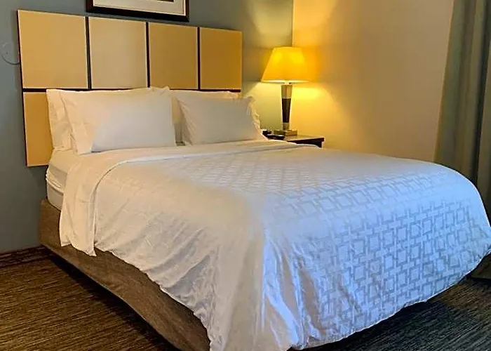 Candlewood Fargo-north Dakota State By Ihg Hotel