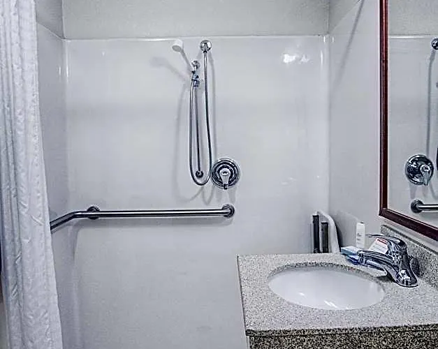 Candlewood Fargo-north Dakota State By Ihg Hotel