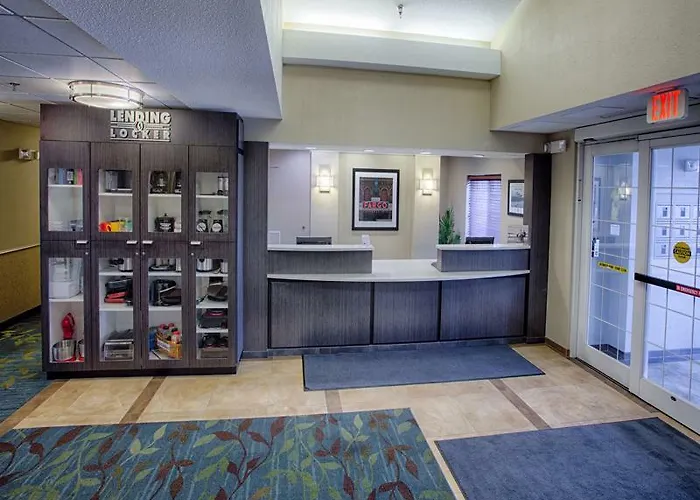 Hotel Candlewood Fargo-north Dakota State By Ihg Fargo