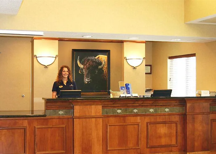 Hotel Candlewood Fargo-north Dakota State By Ihg