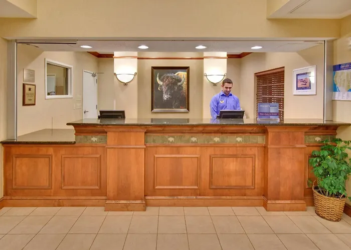 Hotel Candlewood Fargo-north Dakota State By Ihg