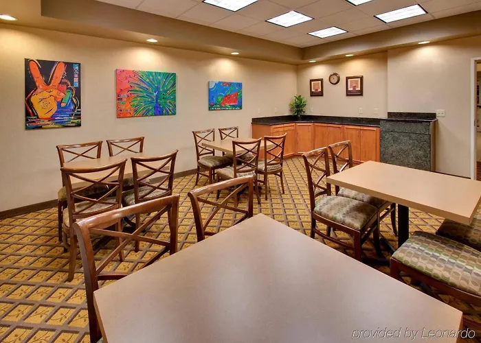 Candlewood Fargo-north Dakota State By Ihg Fargo